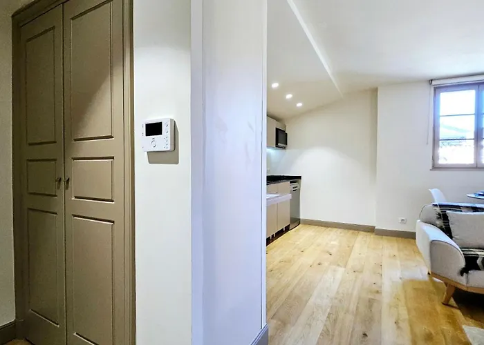 Apartamento L'aubernon Authentique - Deux Pas De La