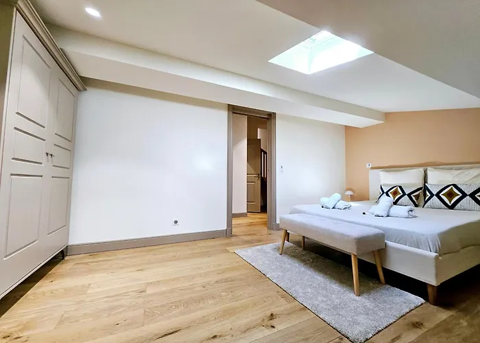 L'aubernon Authentique - Deux Pas De La *